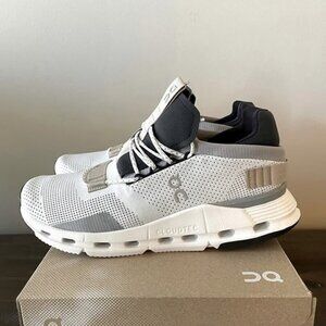 😻ON Running Cloud Cloudnova Women's White Sand Running Sneakers